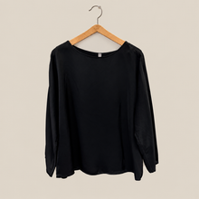 Carica l'immagine nel visualizzatore di Gallery, Tensione in blusa manica ampia 100% viscosa Art E655B22R
