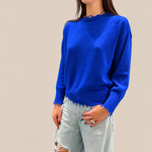 Carica l'immagine nel visualizzatore di Gallery, Vicolo maglia over fondo sfrangiato 40% viscosa 25% lana 5% cashmere Art 7AC7220
