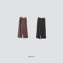 Carica l&#39;immagine nel visualizzatore di Gallery, Haveone pantalone gamba ampia 84% lyocell Art PMI-N319

