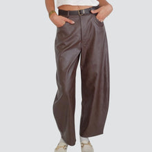 Carica l&#39;immagine nel visualizzatore di Gallery, Vicolo pantalone ecopelle balloon con cintura Art TF0709
