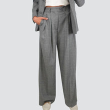Carica l&#39;immagine nel visualizzatore di Gallery, Vicolo pantalone check pinces palazzo riga leggera lurex Art TF0926
