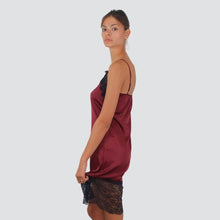 Carica l&#39;immagine nel visualizzatore di Gallery, Vicolo abito satin con pizzo TF0847
