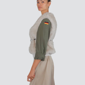 Philia Loft eco-pelliccia con manica militare spilla e cintura Art D01E0598