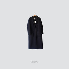 Carica l'immagine nel visualizzatore di Gallery, Vicolo cappotto Hand Made mono petto 50% lana Art TF0002
