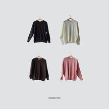 Carica l'immagine nel visualizzatore di Gallery, Haveone maglia paricollo spacchi laterali Art MPH-P250
