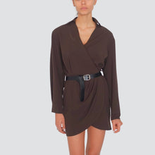 Carica l&#39;immagine nel visualizzatore di Gallery, Tensione in abito incrocio con cintura Art FW250094
