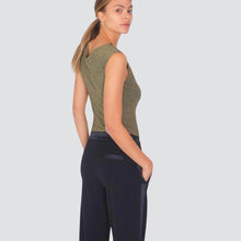Carica l'immagine nel visualizzatore di Gallery, Tensione in body lurex TI2037
