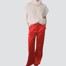 Carica l'immagine nel visualizzatore di Gallery, Vicolo pantalone ciniglia rosso palazzo Art
