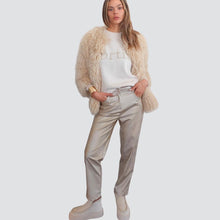 Carica l'immagine nel visualizzatore di Gallery, Tensione in pantalone laminato dritto Art 225092
