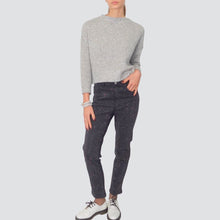 Carica l'immagine nel visualizzatore di Gallery, Haveone jeans elasticizzato con applicazioni 64% cotone Art
