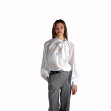 Carica l'immagine nel visualizzatore di Gallery, Vicolo camicia con fiocco 85% lyocell Art TAB0210
