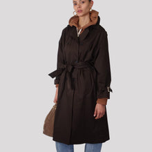 Carica l'immagine nel visualizzatore di Gallery, Vicolo trench con cintura spacco retro modello Holiday 97% cotone Art TAB0224
