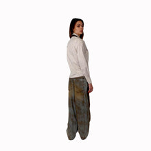 Carica l'immagine nel visualizzatore di Gallery, Haveone jeans spennellato tasche oversize modello Amelie Art PGZ-Q118
