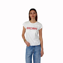 Carica l'immagine nel visualizzatore di Gallery, Vicolo t-shirt ricamo BACIAMI 100% cotone Art RAB0166

