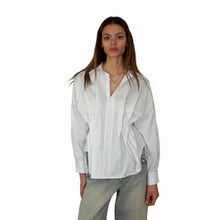 Carica l'immagine nel visualizzatore di Gallery, Haveone camicia scollo V con pieghe 62% cotone Art CVS-Q037
