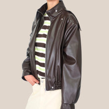 Carica l'immagine nel visualizzatore di Gallery, Vicolo bomber foderato ecopelle elastico fondo Art TAB1047
