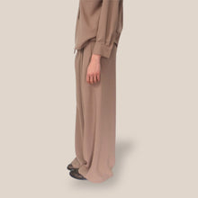 Carica l'immagine nel visualizzatore di Gallery, Vicolo pantalone palazzo elastico vita con cintura Art TD1251 ( camicia Art TD1253)
