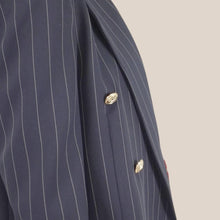 Carica l'immagine nel visualizzatore di Gallery, Vicolo blazer doppio petto blu gessato bottone oro 38% viscosa Art TAB1109 ( pantalone Art TAB1112 )
