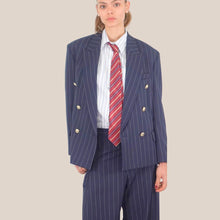 Carica l'immagine nel visualizzatore di Gallery, Vicolo blazer doppio petto blu gessato bottone oro 38% viscosa Art TAB1109 ( pantalone Art TAB1112 )
