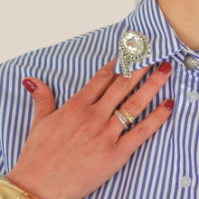 Carica l'immagine nel visualizzatore di Gallery, Vicolo camicia over rigata con applicazione colletto 100% cotone Art TD1224

