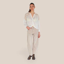 Carica l'immagine nel visualizzatore di Gallery, Tensione in pantalone drill barrel sand 100% cotone Art ZUMI-COLOR
