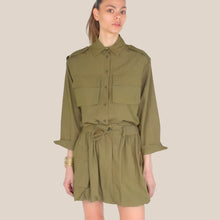 Carica l'immagine nel visualizzatore di Gallery, Vicolo camicia over con taschine spacchetti laterali 68% viscosa Art TAB0814
