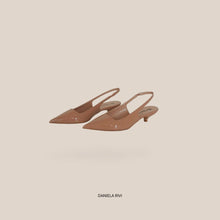 Carica l'immagine nel visualizzatore di Gallery, Divine Follie slingback vernice tacco 4 cm Art P301

