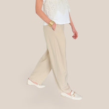 Carica l'immagine nel visualizzatore di Gallery, Tensione in pantalone baloon pinces Art 26P4046
