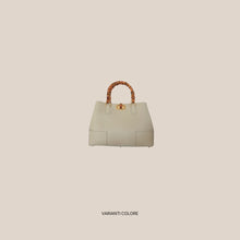 Carica l'immagine nel visualizzatore di Gallery, Susy Mix pochette manico bamboo con tracolla Art BS2542
