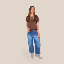 Carica l'immagine nel visualizzatore di Gallery, Dixie jeans barrel pinces con cintura e risvoltino 100% cotone Art P773A155
