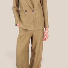 Carica l'immagine nel visualizzatore di Gallery, Dixie pantalone palazzo 53% viscosa Art P041A153 ( blazer Art J041A035 )
