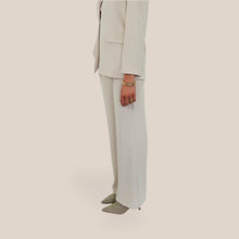 Carica l'immagine nel visualizzatore di Gallery, Dixie pantalone fluido colore neve elastico vita Art P845A113 ( blazer J845A020 )
