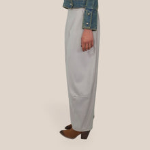Carica l'immagine nel visualizzatore di Gallery, Tensione in pantalone baloon doppia cucitura elastico retro 33% viscosa Art PA5407
