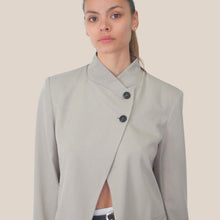 Carica l'immagine nel visualizzatore di Gallery, Haveone blazer tortora  allacciatura collo Art JMN-Q090
