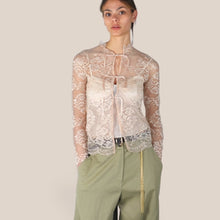 Carica l'immagine nel visualizzatore di Gallery, Haveone camicia pizzo con alamari Art CMA-Q160
