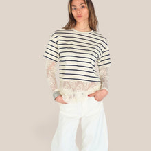 Carica l'immagine nel visualizzatore di Gallery, Dixie felpa over riga blu manica pizzo fondo pizzo asimmetrico 50% cotone Art T067A089
