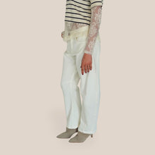 Carica l'immagine nel visualizzatore di Gallery, Dixie jeans baloon cucitura ginocchio 97% cotone Art P881A097
