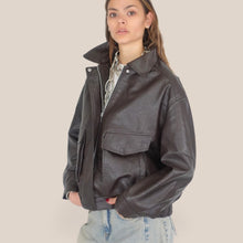 Carica l'immagine nel visualizzatore di Gallery, Haveone bomber ecopelle foderato Art KJJ-Q062
