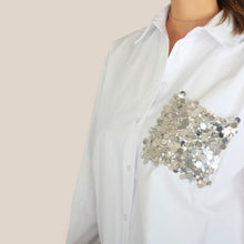 Carica l'immagine nel visualizzatore di Gallery, Tensione in camicia over taschino paillettes 50% cotone Art PE260048
