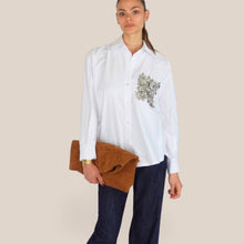 Carica l'immagine nel visualizzatore di Gallery, Tensione in camicia over taschino paillettes 50% cotone Art PE260048
