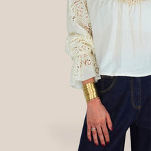 Carica l'immagine nel visualizzatore di Gallery, Tensione in camicia pizzo 100% cotone Art S26C748
