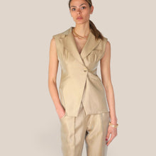 Carica l'immagine nel visualizzatore di Gallery, Dixie blazer sfiancato senza maniche 84% viscosa Art LAI61ES ( pantalone Art PDUH1ES )
