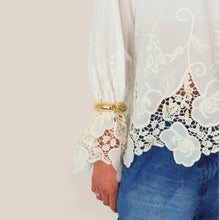 Carica l'immagine nel visualizzatore di Gallery, Dixie camicia over inserti pizzo 100% cotone Art C698A129
