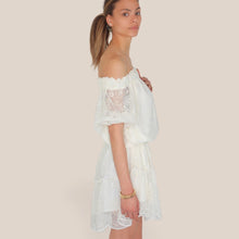 Carica l'immagine nel visualizzatore di Gallery, Vicolo abito shiffer pizzo con cintura Art TAB1454
