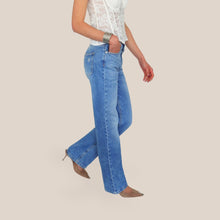 Carica l'immagine nel visualizzatore di Gallery, Haveone jeans dritto Benny lavaggio medio 98% cotone Art PGZ-Q284
