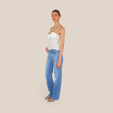 Carica l'immagine nel visualizzatore di Gallery, Haveone jeans dritto Benny lavaggio medio 98% cotone Art PGZ-Q284
