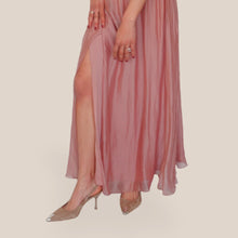 Carica l'immagine nel visualizzatore di Gallery, Haveone abito spacco profondo 70% viscosa 30% seta Art AFF-Q005
