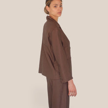 Carica l'immagine nel visualizzatore di Gallery, Haveone blazer over doppio petto cioccolato 53% viscosa Art JVI-Q085 ( pantalone Art PVI-Q230 )
