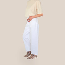 Carica l'immagine nel visualizzatore di Gallery, Haveone jeans Bella bianco 100% cotone Art PLS-Q052
