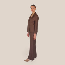 Carica l'immagine nel visualizzatore di Gallery, Haveone pantalone palazzo cioccolato elastico retro 53% viscosa Art PVI-Q230 ( blazer Art JVI-Q085 )
